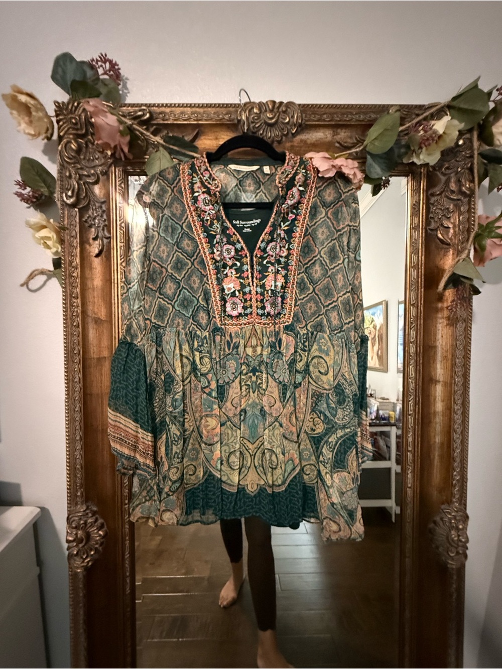 Soft Surroundings Green Paisley Embroidered Boho Tunic